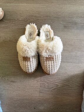 UGG Kids Cream Knit Shearling Slippers
